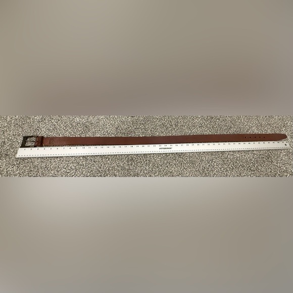 Men's Brown Full Grain Cow Hide Minimalist Classic Original Penguin Belt Size 40 - Picture 9 of 10